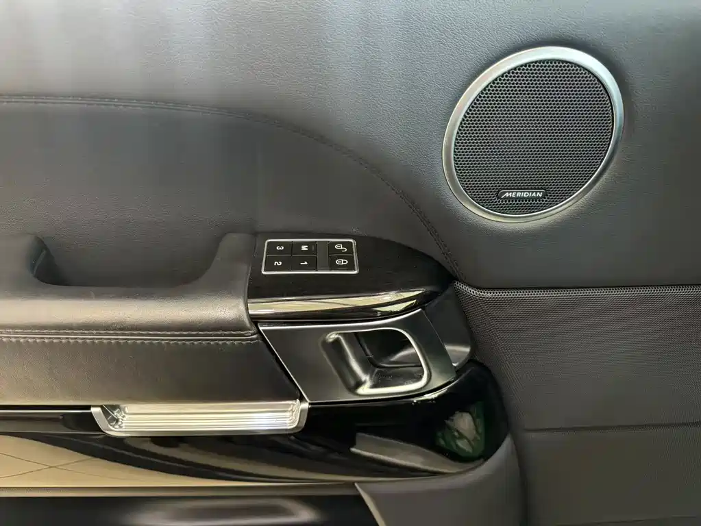 Land Rover Range Rover 2013 — фото 10