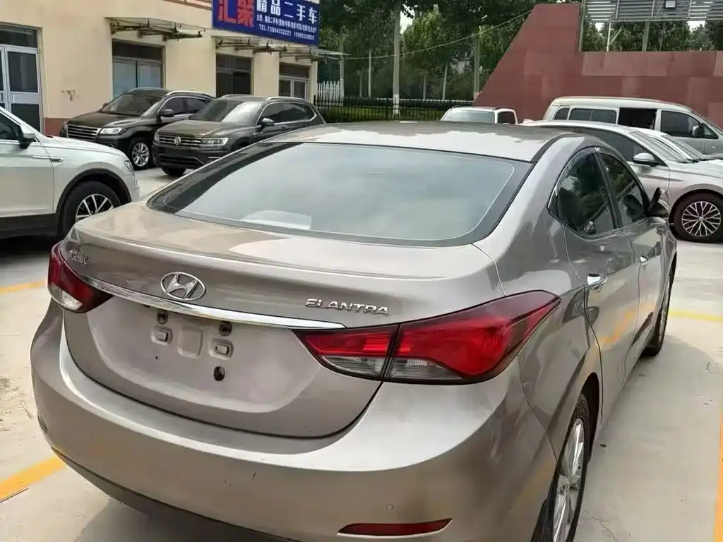 Hyundai Elantra Langdong 2016 — фото 7