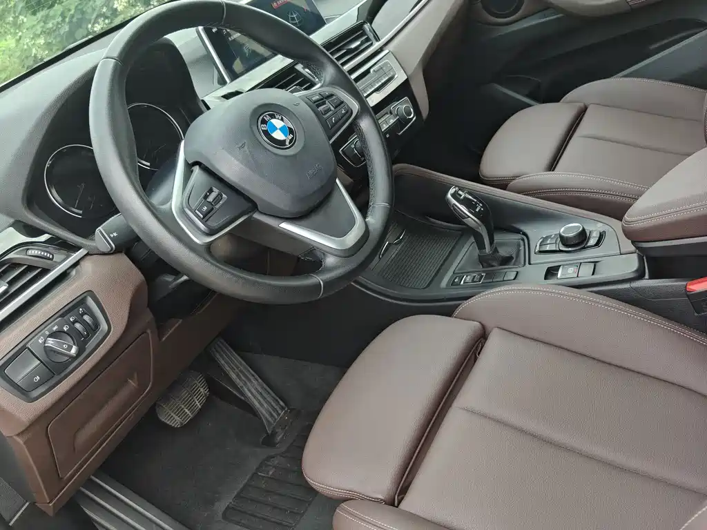 BMW X1 2021 — фото 6