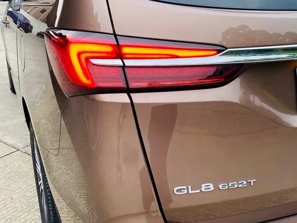 Buick GL8 2021 — фото 14