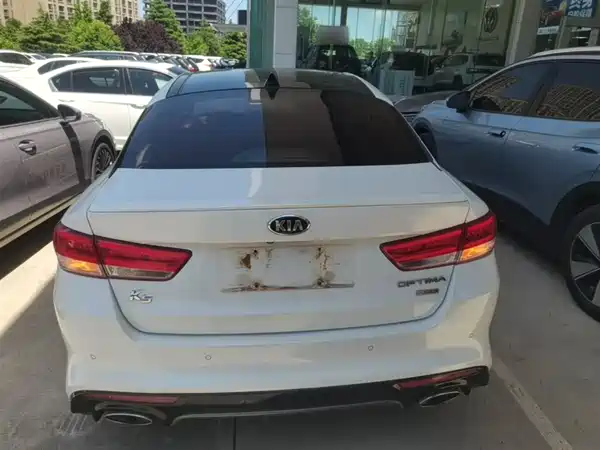 Kia K5 2016