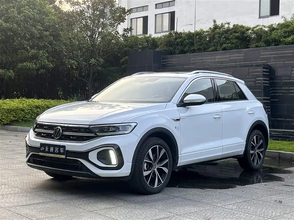 Volkswagen T-Roc 2025 — фото 1