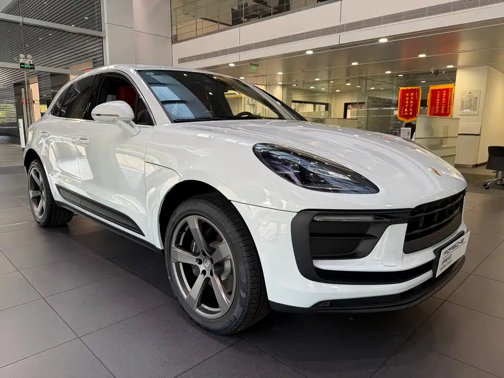 Porsche Macan 2026 — фото 3
