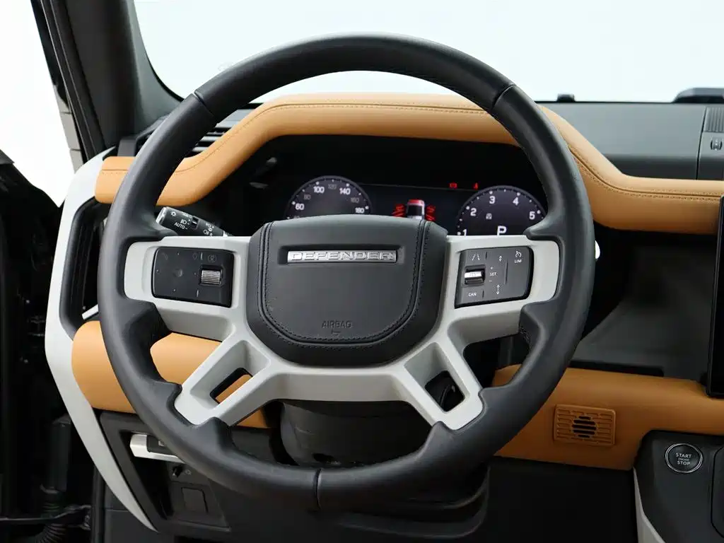 Land Rover Defender 2024 — фото 17