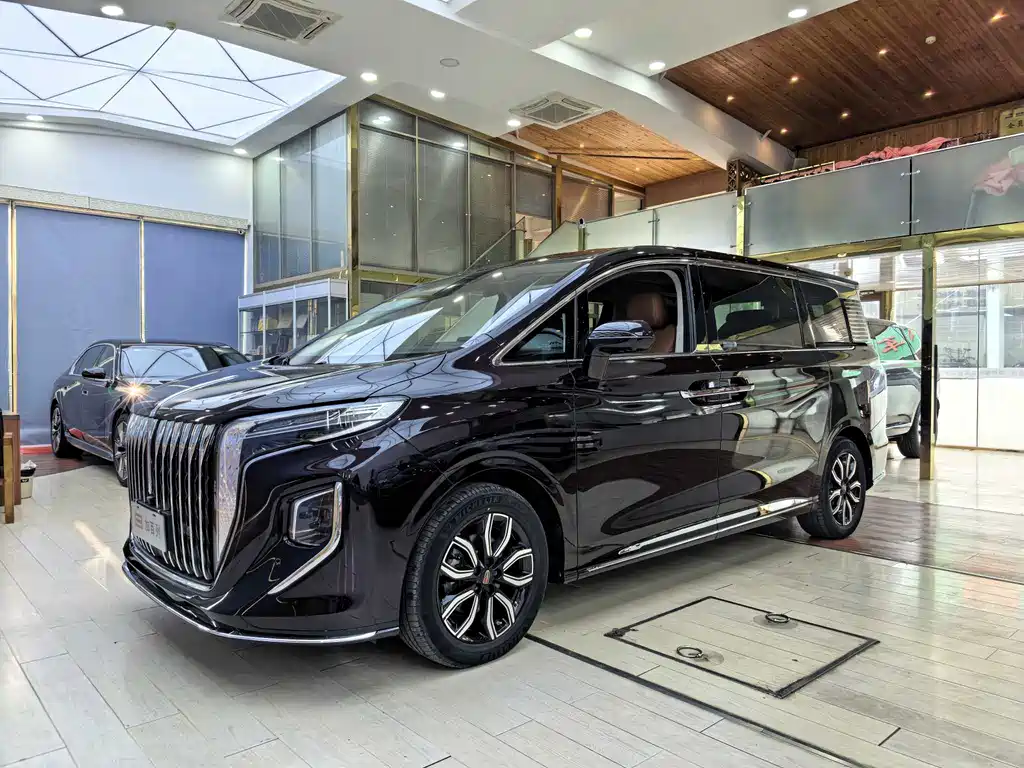 Hongqi HQ9 2023 — фото 1