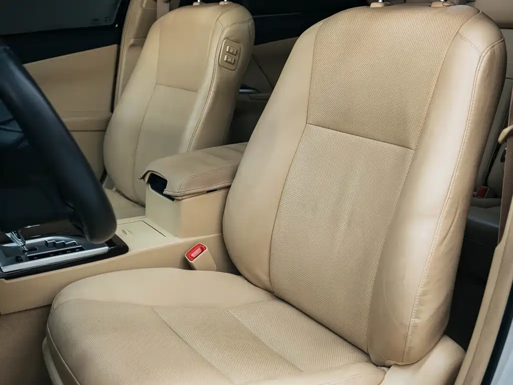 Toyota Camry 2016 — фото 21