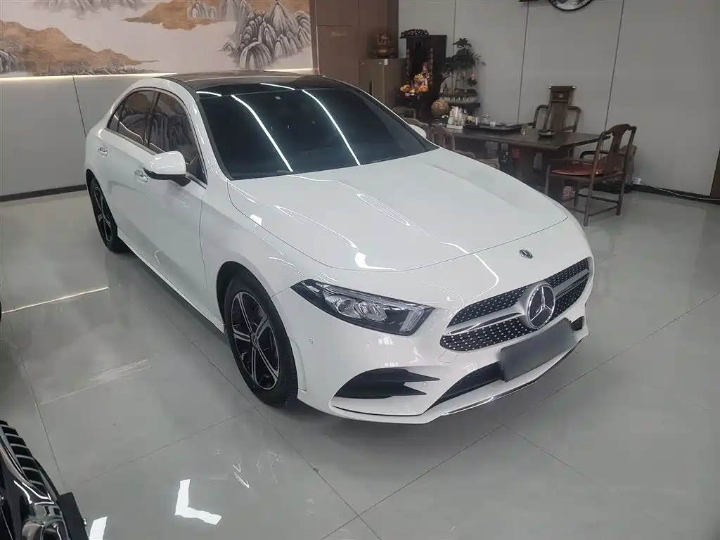 Mercedes-Benz A-Class 2022 — фото 4