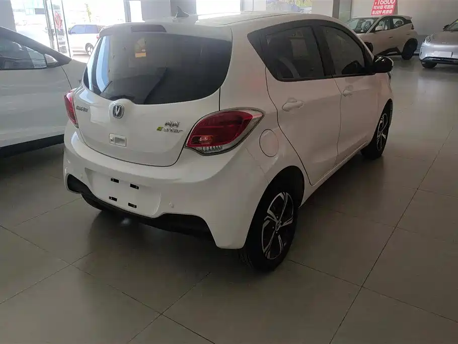 Changan Benben E-Star 2022 — фото 3