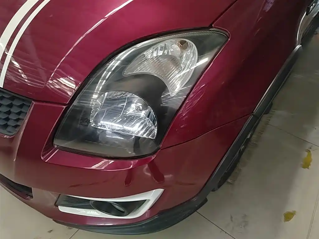 Suzuki Swift 2015 — фото 24
