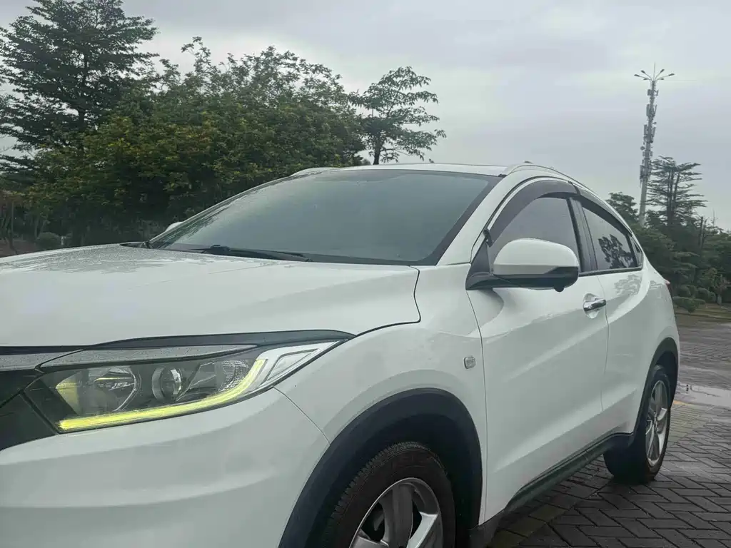 Honda Vezel 2021 — фото 22