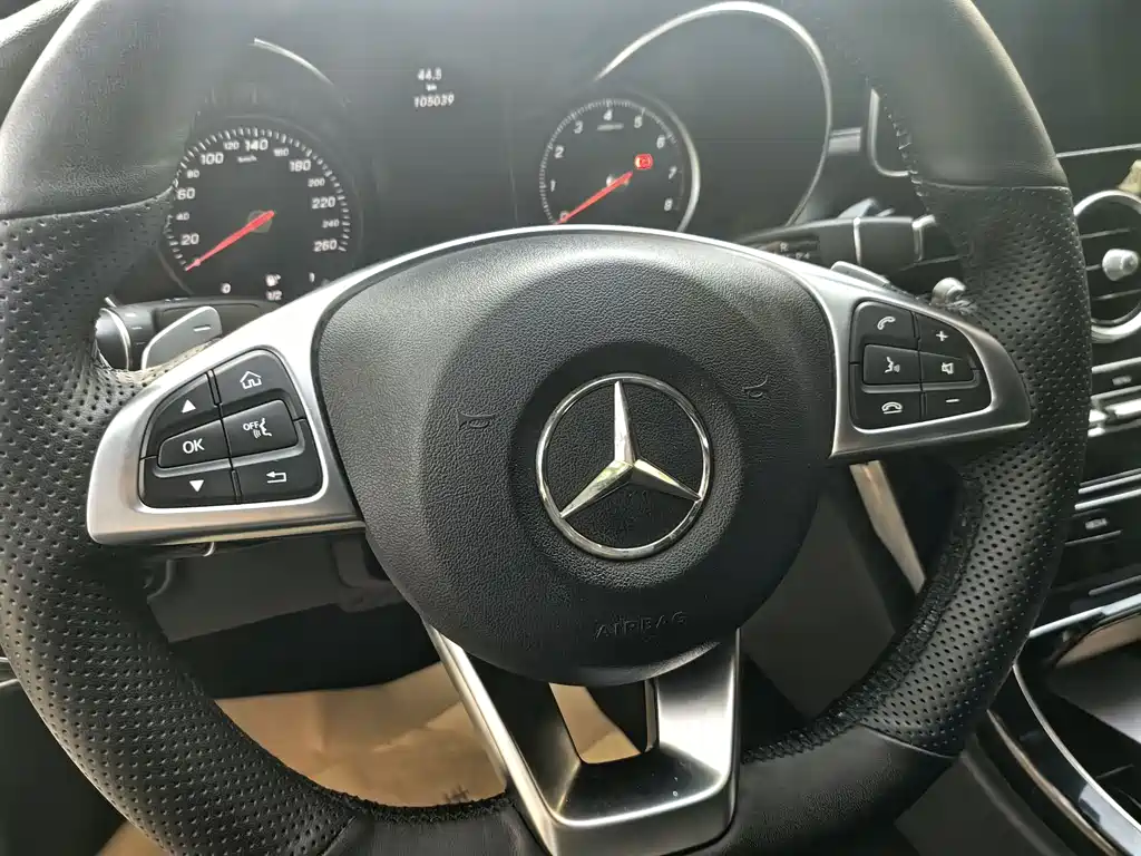 Mercedes-Benz C-Class 2017 — фото 9