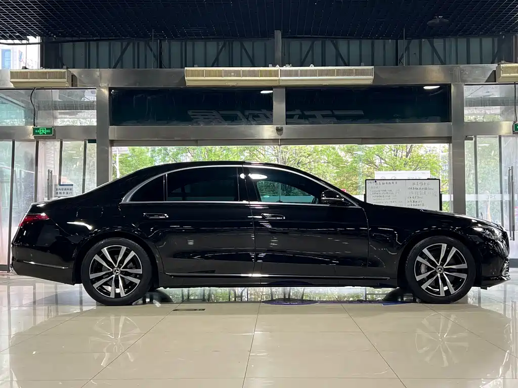 Mercedes-Benz S-Class 2023 — фото 7