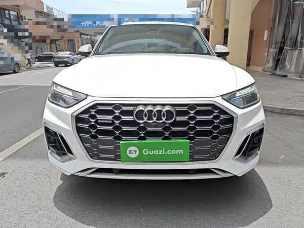 Audi Q5L 2022
