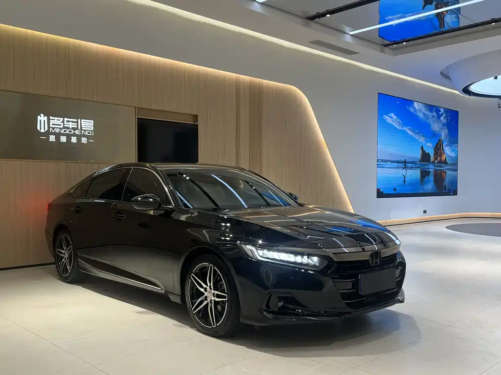 Honda Accord 2022 — фото 2