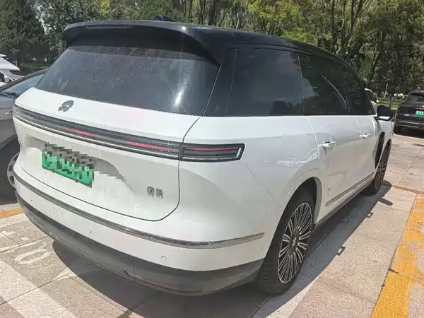 NIO ES8 2026
