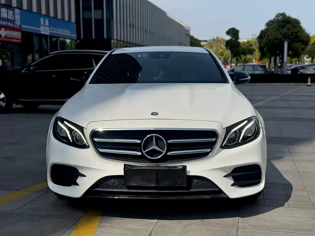 Mercedes-Benz E-Class 2018 — фото 3