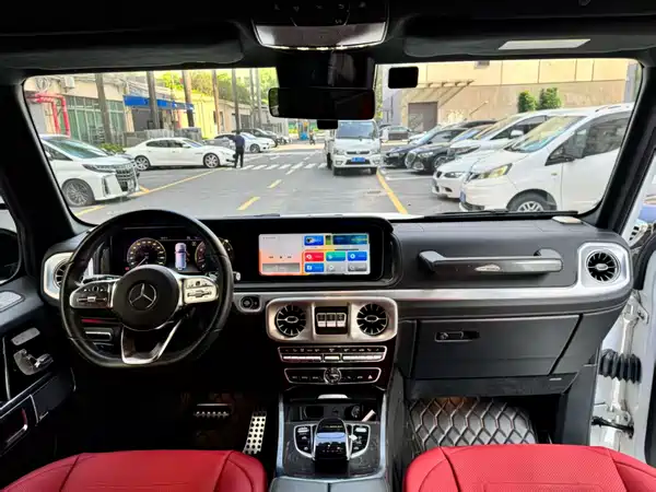 Mercedes-Benz G-Class 2023
