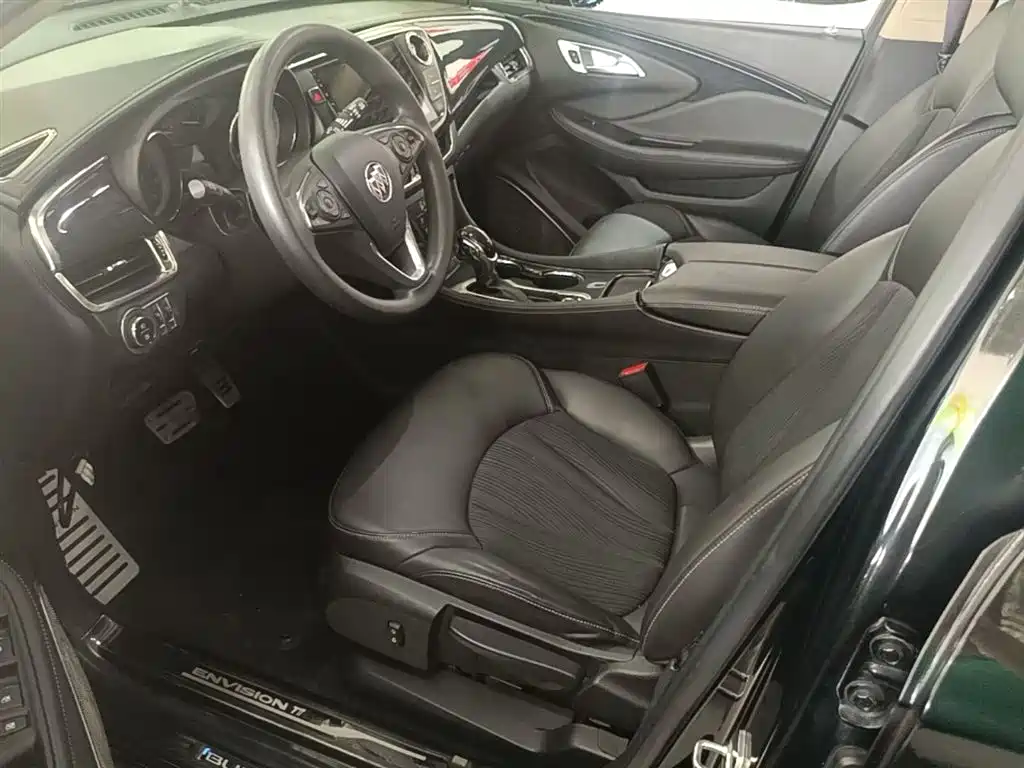 Buick Envision Plus 2017 — фото 15