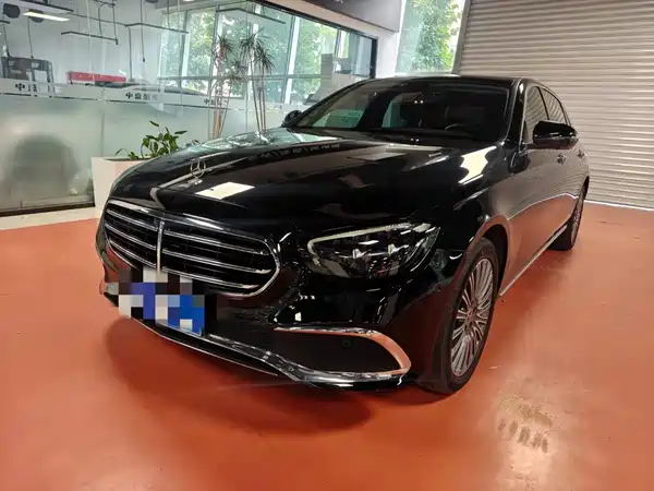 Mercedes-Benz E-Class 2021