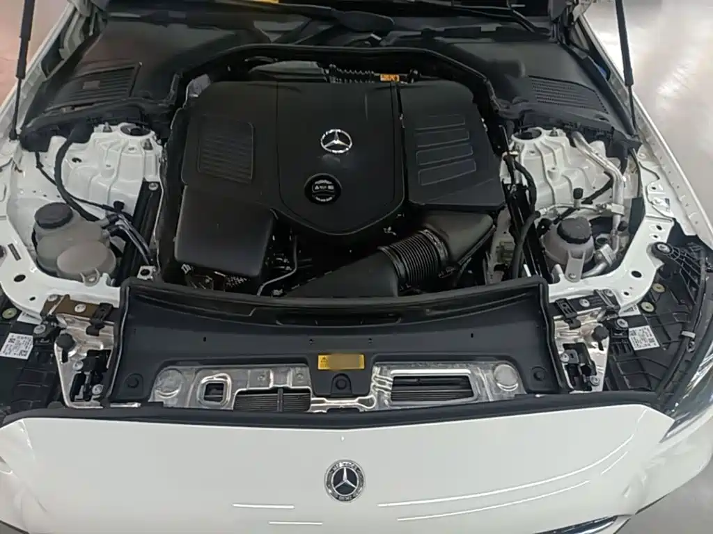 Mercedes-Benz C-Class 2024 — фото 20