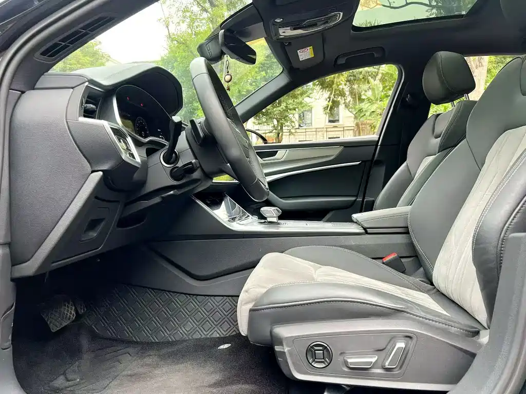 Audi A6L 2023