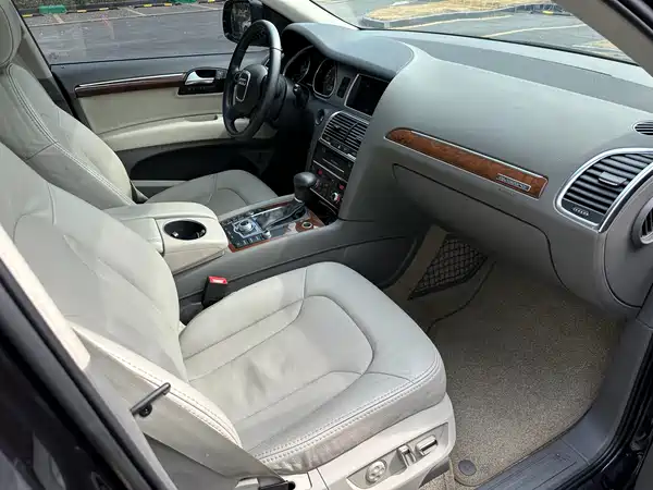 Audi Q7 2011