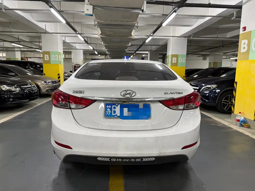 Hyundai Elantra Langdong 2015 — фото 3