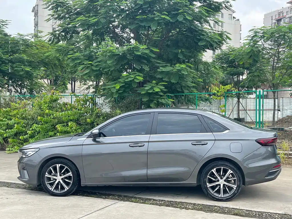 Geely Emgrand 2023 — фото 3