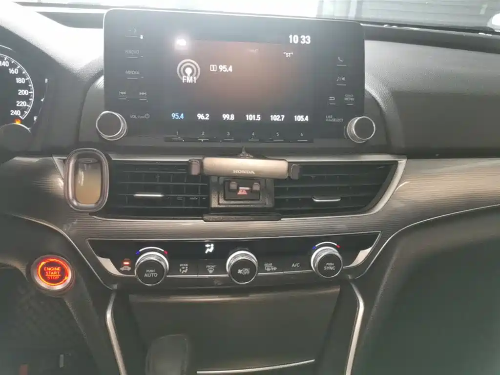 Honda Accord 2020 — фото 13