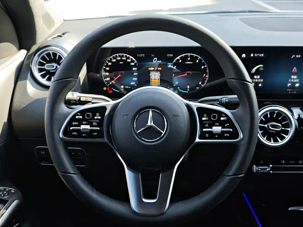 Mercedes-Benz GLA 2022 — фото 12
