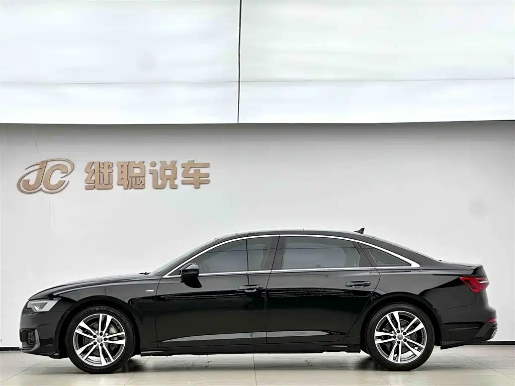 Audi A6L 2022 — фото 3