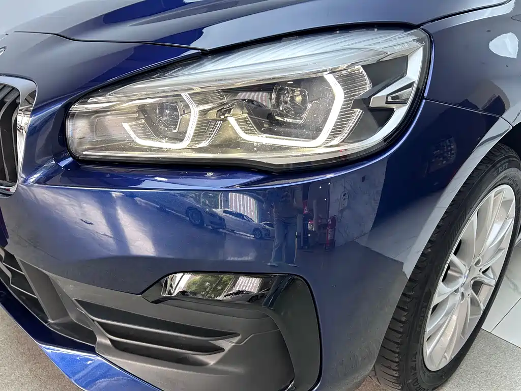 BMW 2 Series Active Tourer 2018 — фото 28