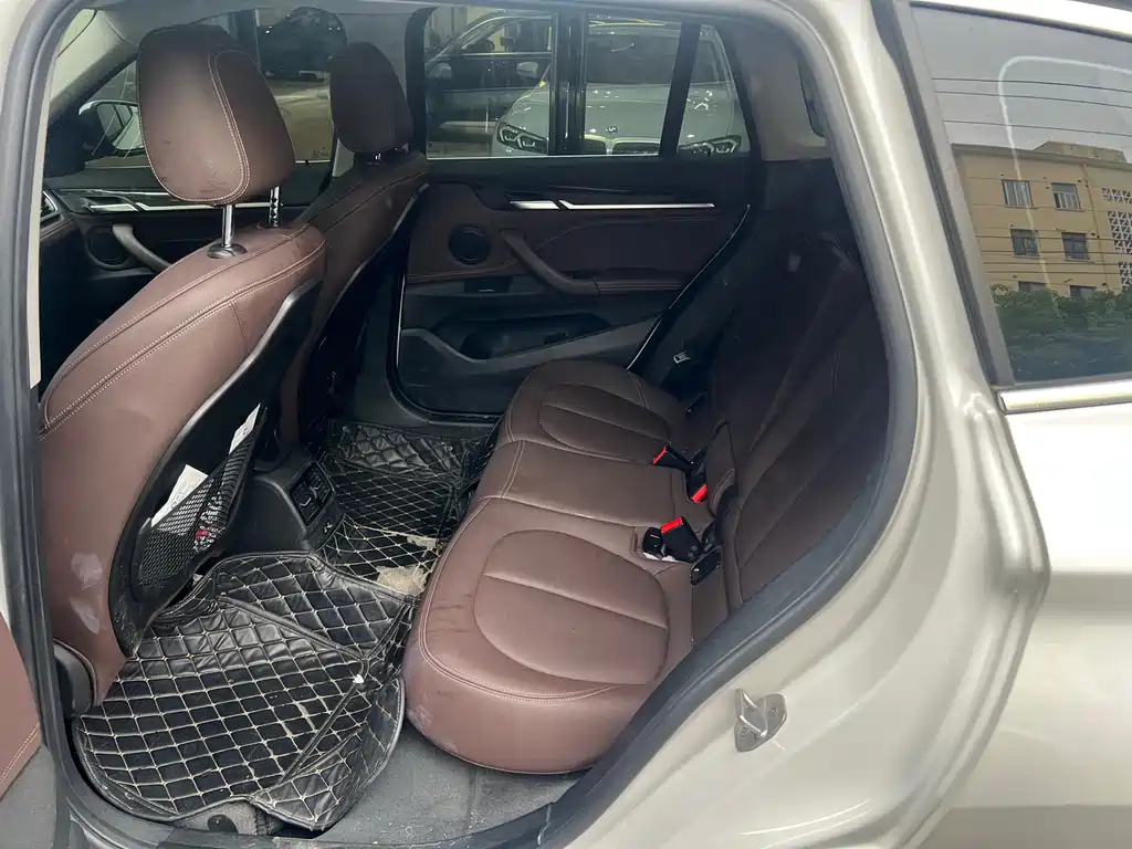 BMW X1 2020 — фото 14