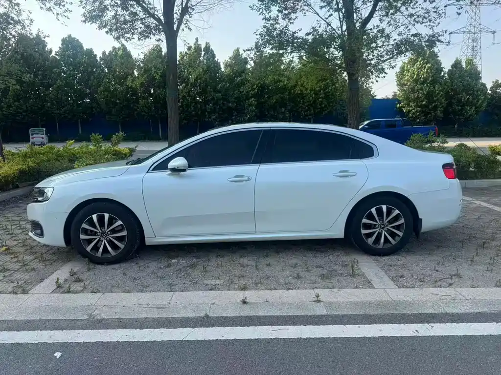 Citroen C6 2017 — фото 3