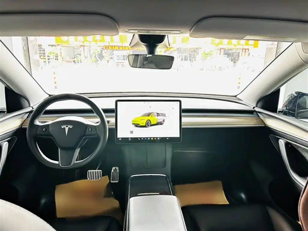 Tesla Model Y 2022 — фото 23