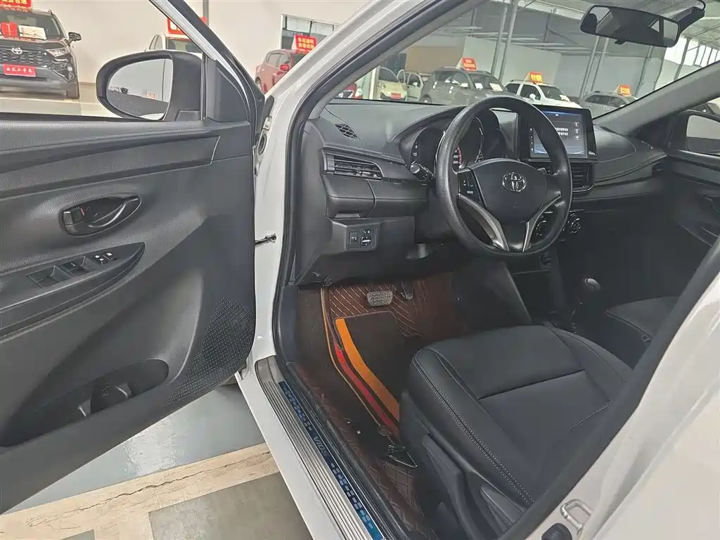Toyota Vios 2023 — фото 16