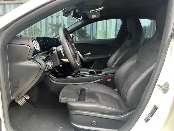 Mercedes-Benz CLA 2020
