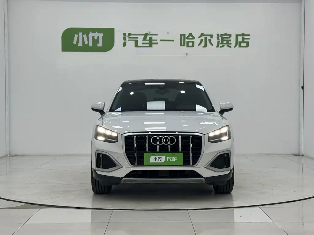 Audi Q2L 2023 — фото 2