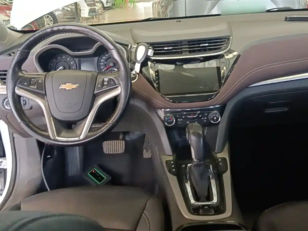 Chevrolet Malibu 2019 — фото 10