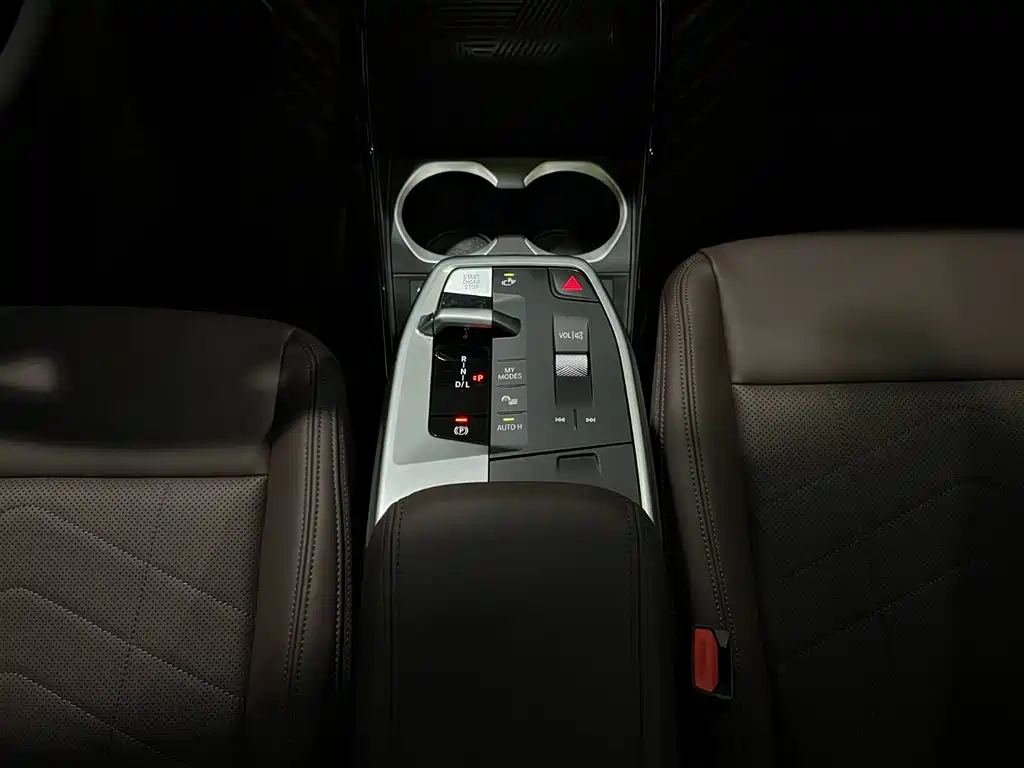 BMW X1 2024 — фото 18