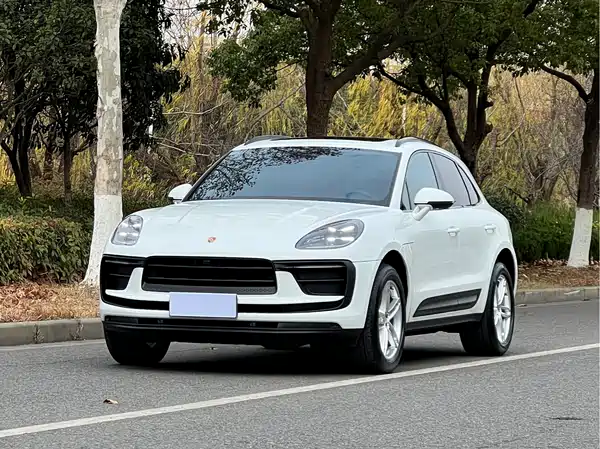 Porsche Macan 2022