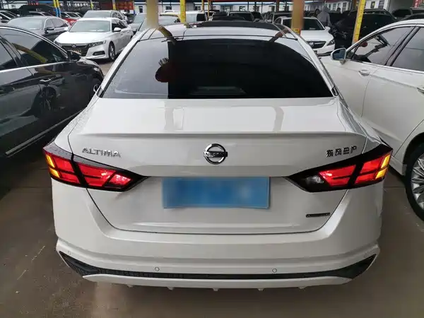 Nissan Teana 2021