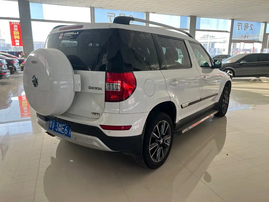 Skoda Yeti 2015 — фото 6