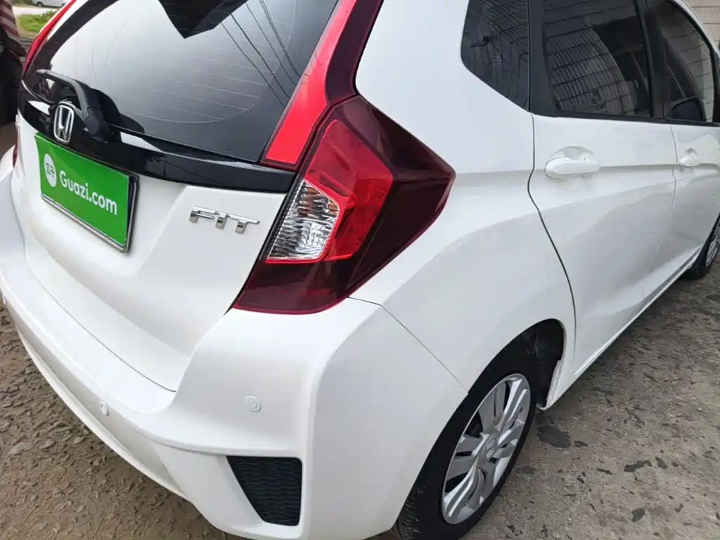 Honda Fit 2017 — фото 8