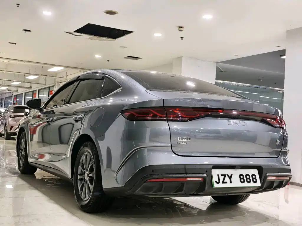 BYD Qin L 2025 — фото 7