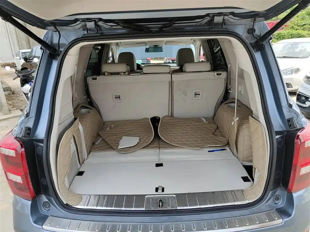 GAC Motor Trumpchi GS8 2016 — фото 19