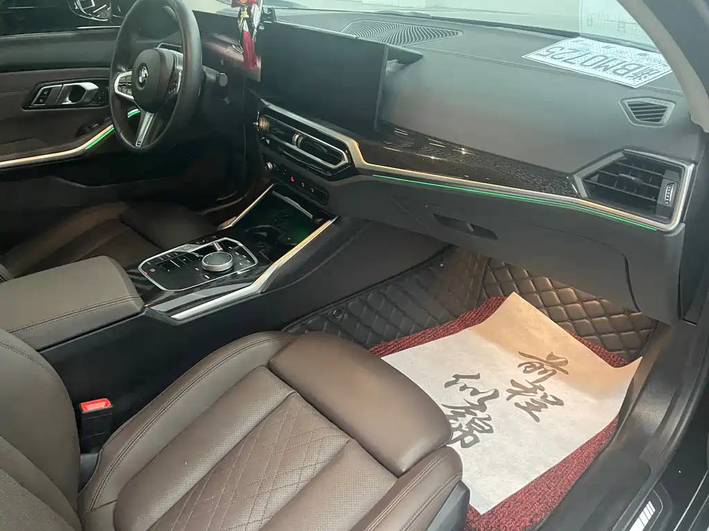 BMW 3 Series 2024