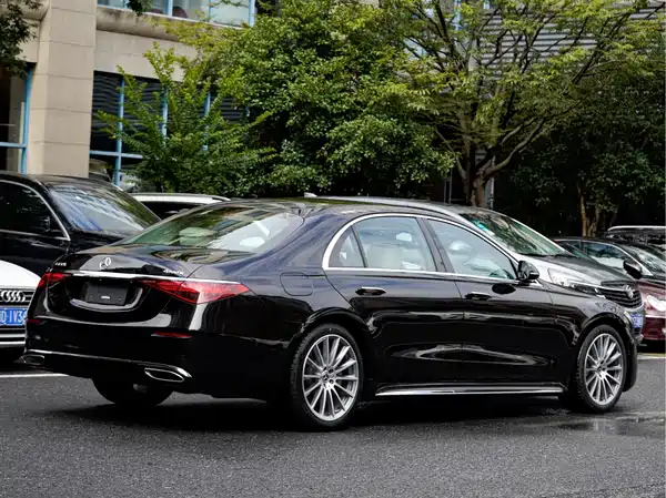 Mercedes-Benz S-Class 2023