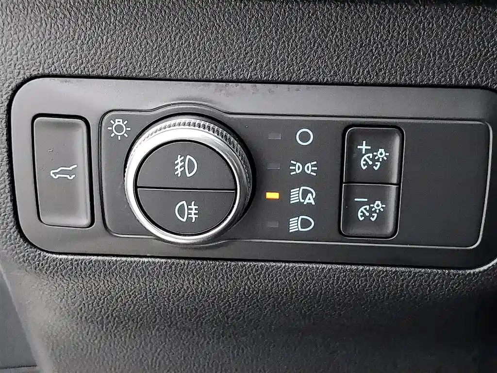 Ford Escape 2021 — фото 21