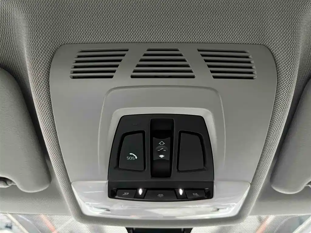 BMW X1 2022 — фото 15